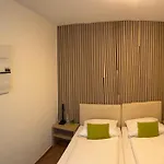 Garni Ilys 韦尔斯