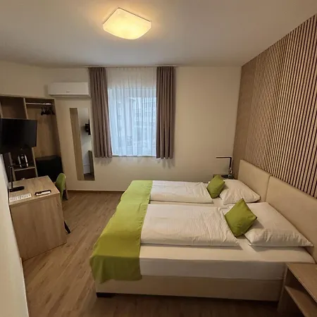 Garni Ilys Szálloda Wels