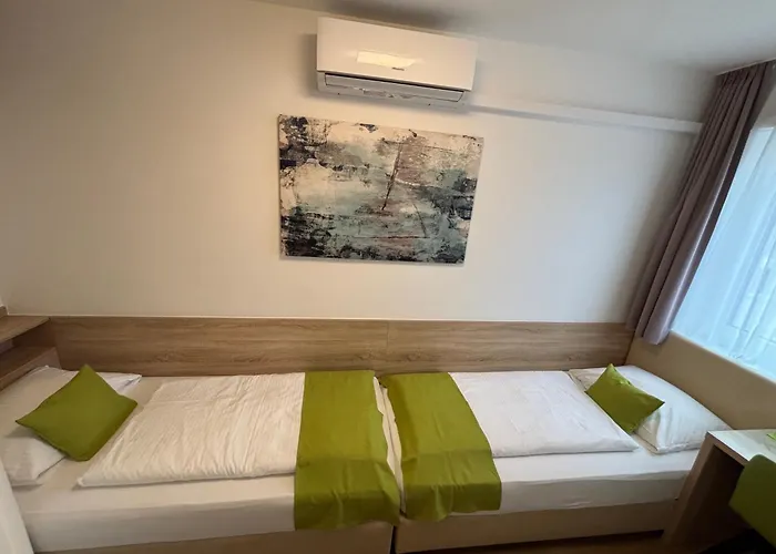 Garni Ilys 2* 韦尔斯