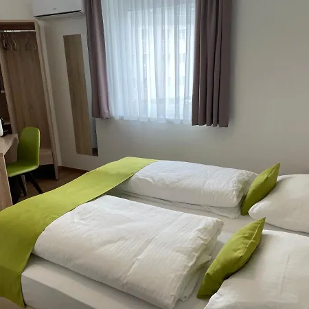 Hotell Garni Ilys 2*