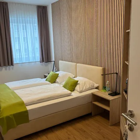 Garni Ilys Hotel 2*