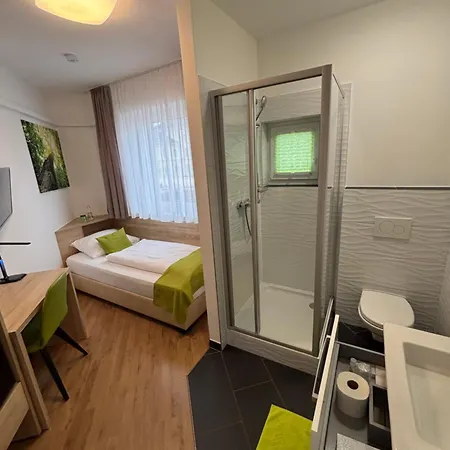 Garni Ilys Hotel 2*
