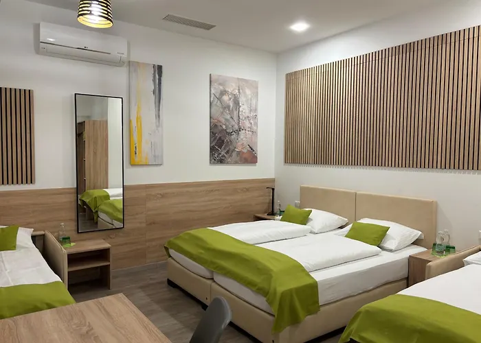 Garni Ilys Hotell 2*